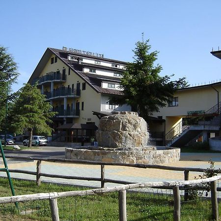 Hotel La Fattoria Camigliatello Silano Kültér fotó