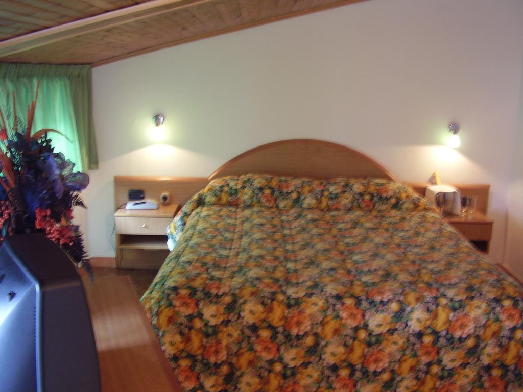 Hotel La Fattoria Camigliatello Silano Szoba fotó